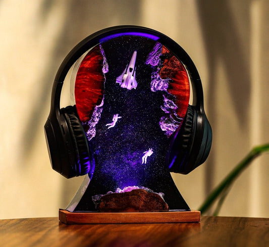 Astronaut Galaxy Headphone Stand Resin Lamp