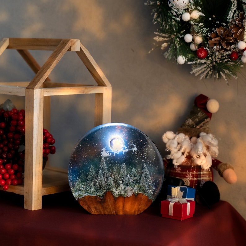 Santa Claus Sleigh Lamp Night Light from Liradecor