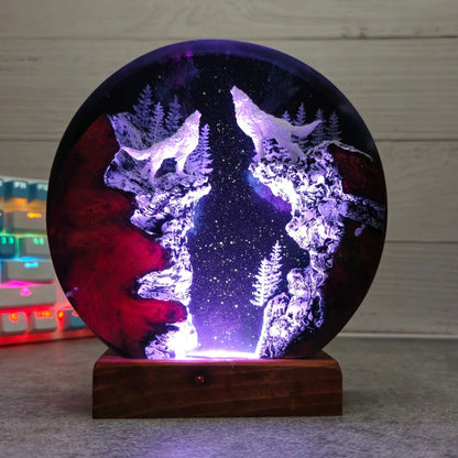 Diorama Wolf Lamp