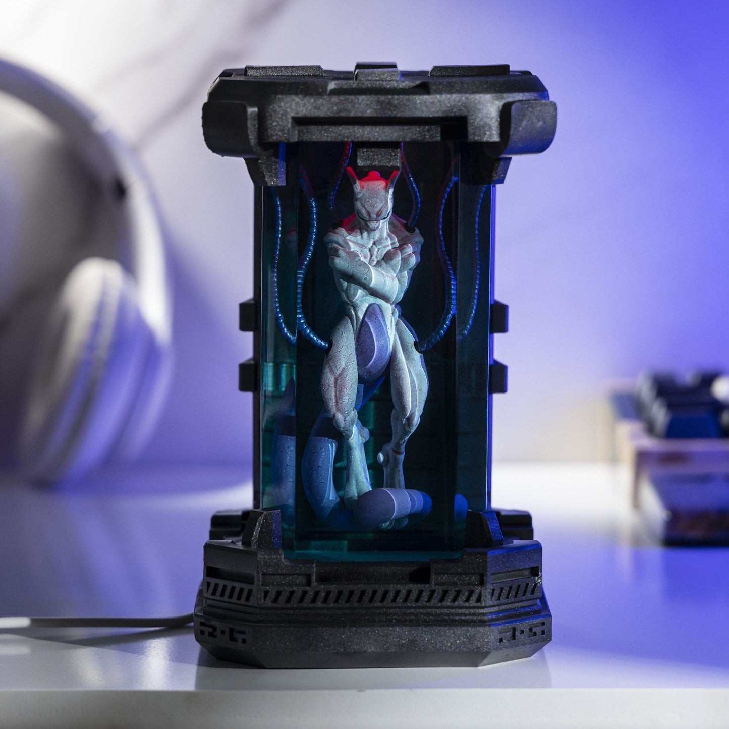 Powerful Mewtwo Resin Lamp 1