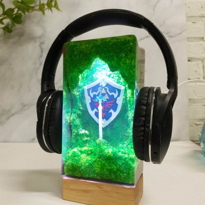 Hylian shield figure Resin Lamp