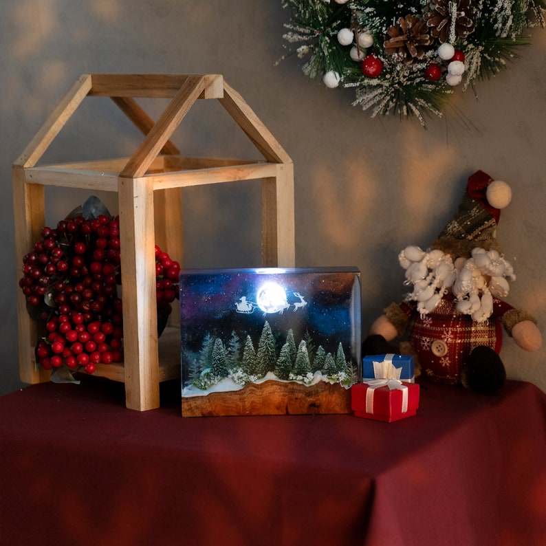 Santa Claus Sleigh Lamp Night Light from Liradecor