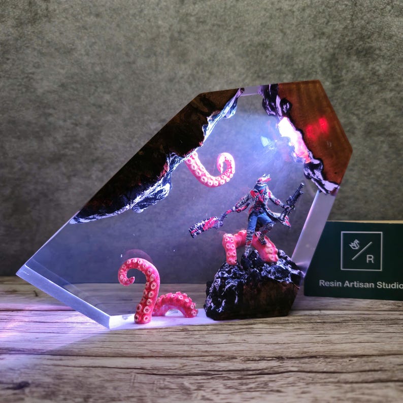 Bloodborne Resin Lamp 3