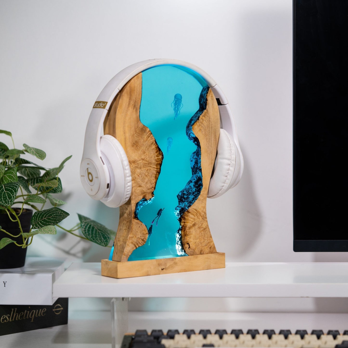 Headphone Stand Jellyfish Epoxy Lamp