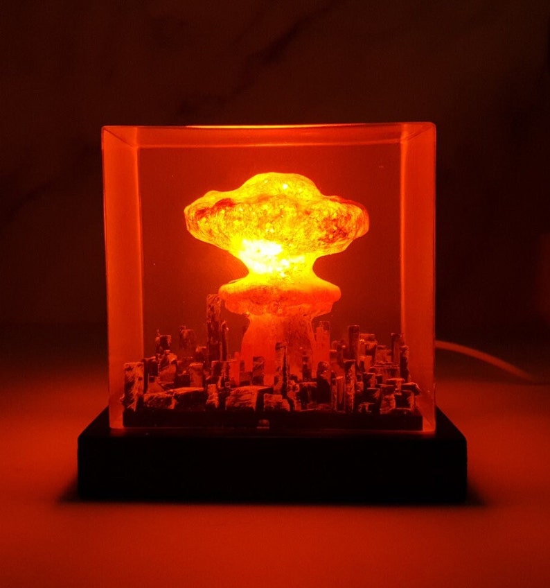 Nuke bomb fallout 4 Resin Lamp