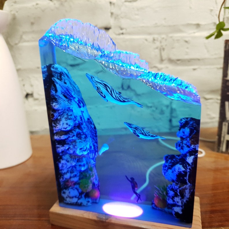 Humpback Whale Mother/Dad and son resin lamp