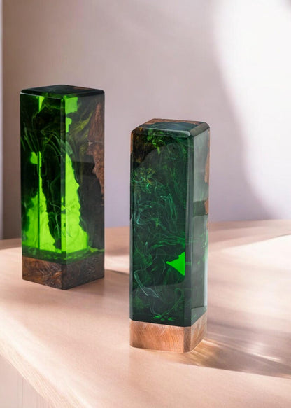 DEEP Green OCEAN Resin Epoxy Lamp