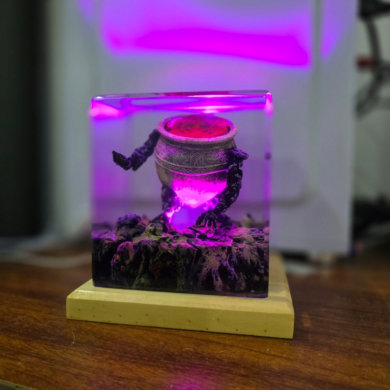 Nuke bomb fallout 4 Resin Lamp