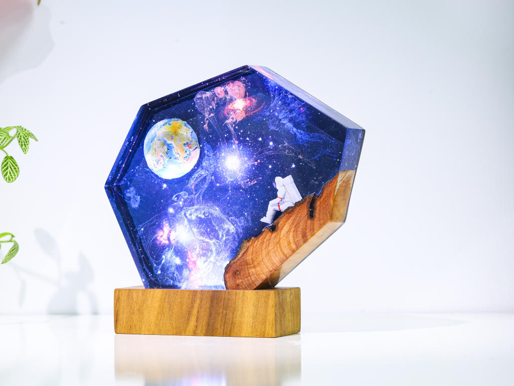 The EARTH and Astronaut Epoxy Lamp