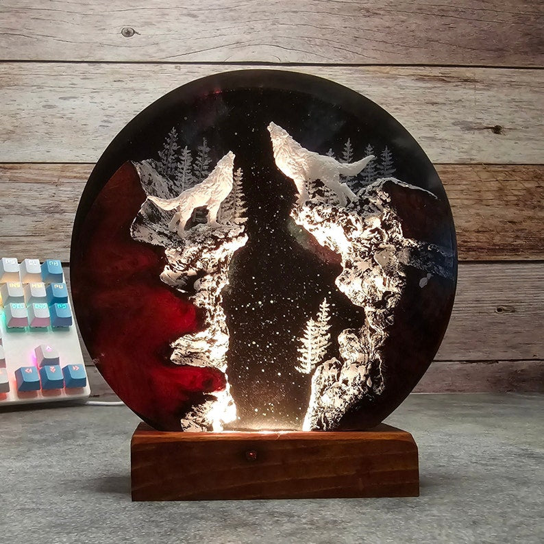 Diorama Wolf Lamp