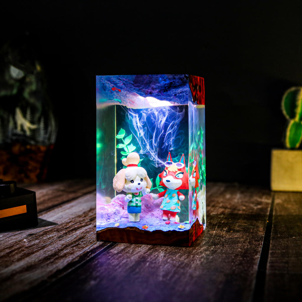 Animal Crossing Isabelle and Audie Night Light