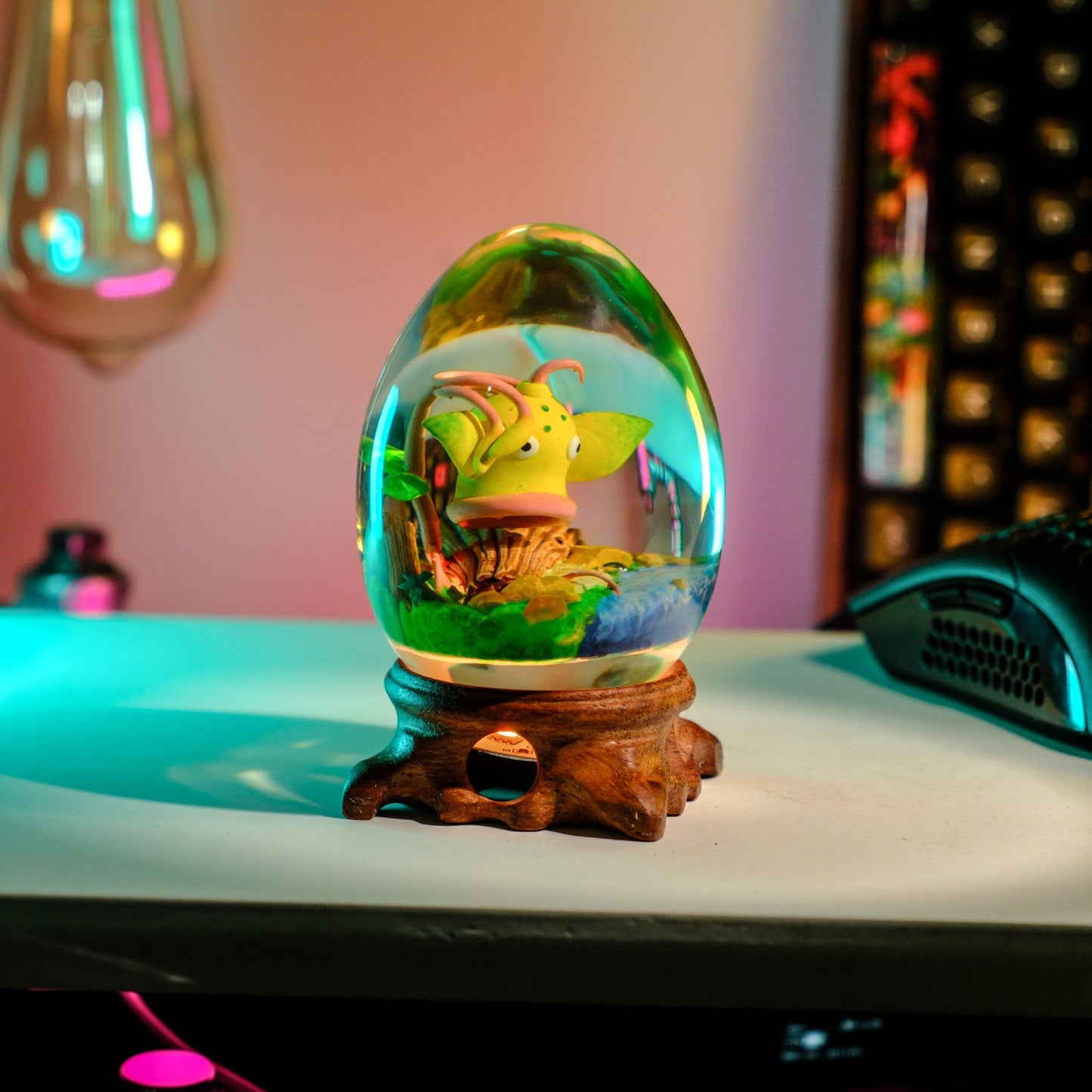 Weepinbell Resin Lamp Egg