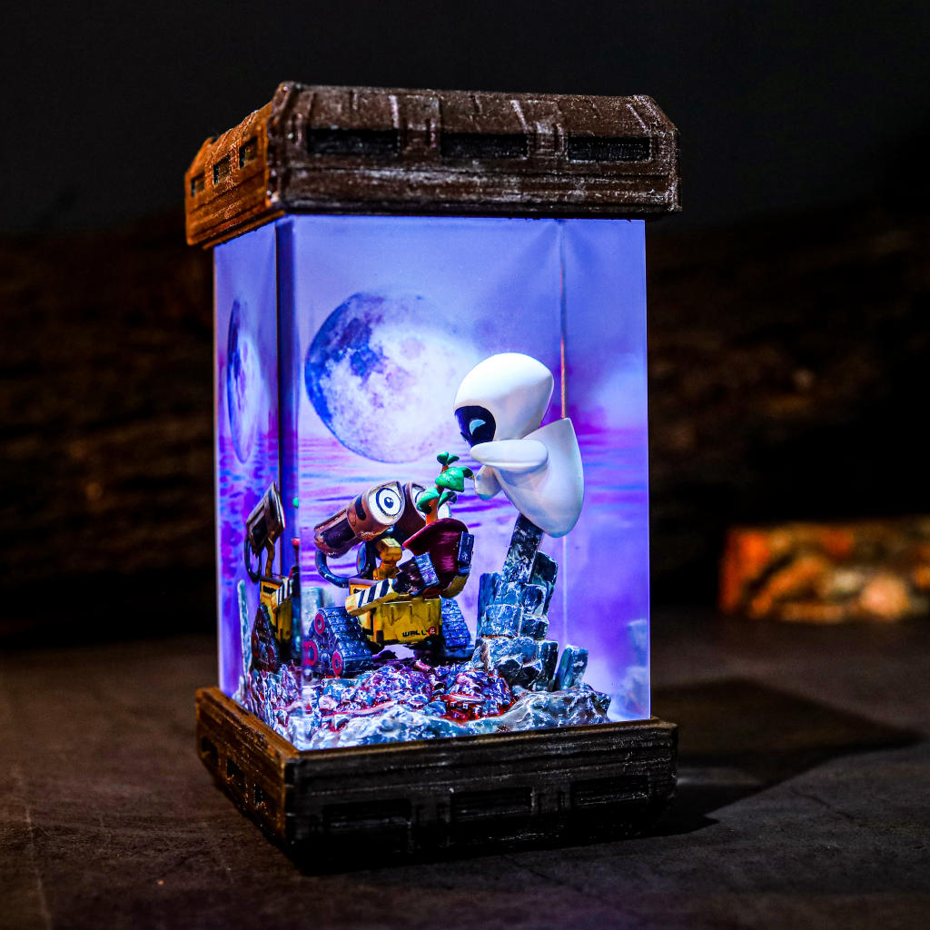 Wall-E and Eve Night Light