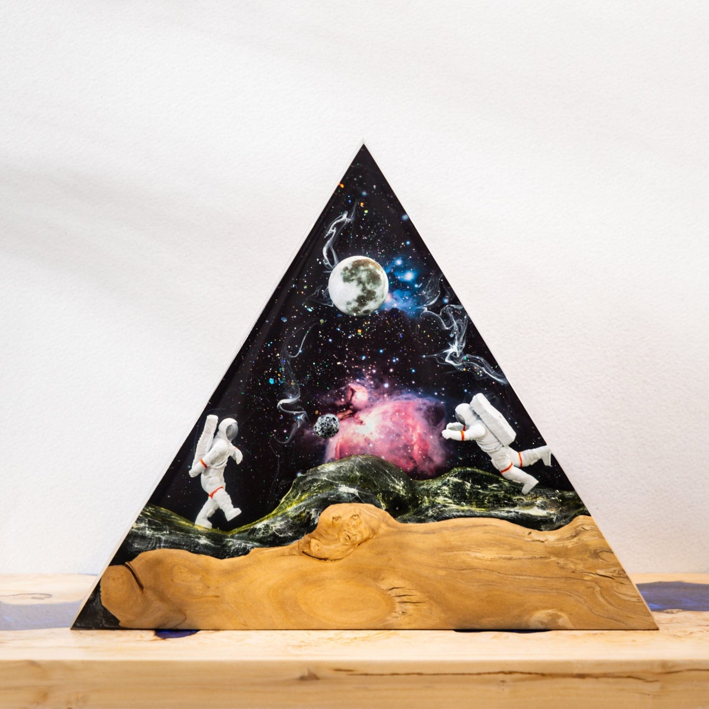 Astronauts Interstellar Epoxy Lamp Triangle