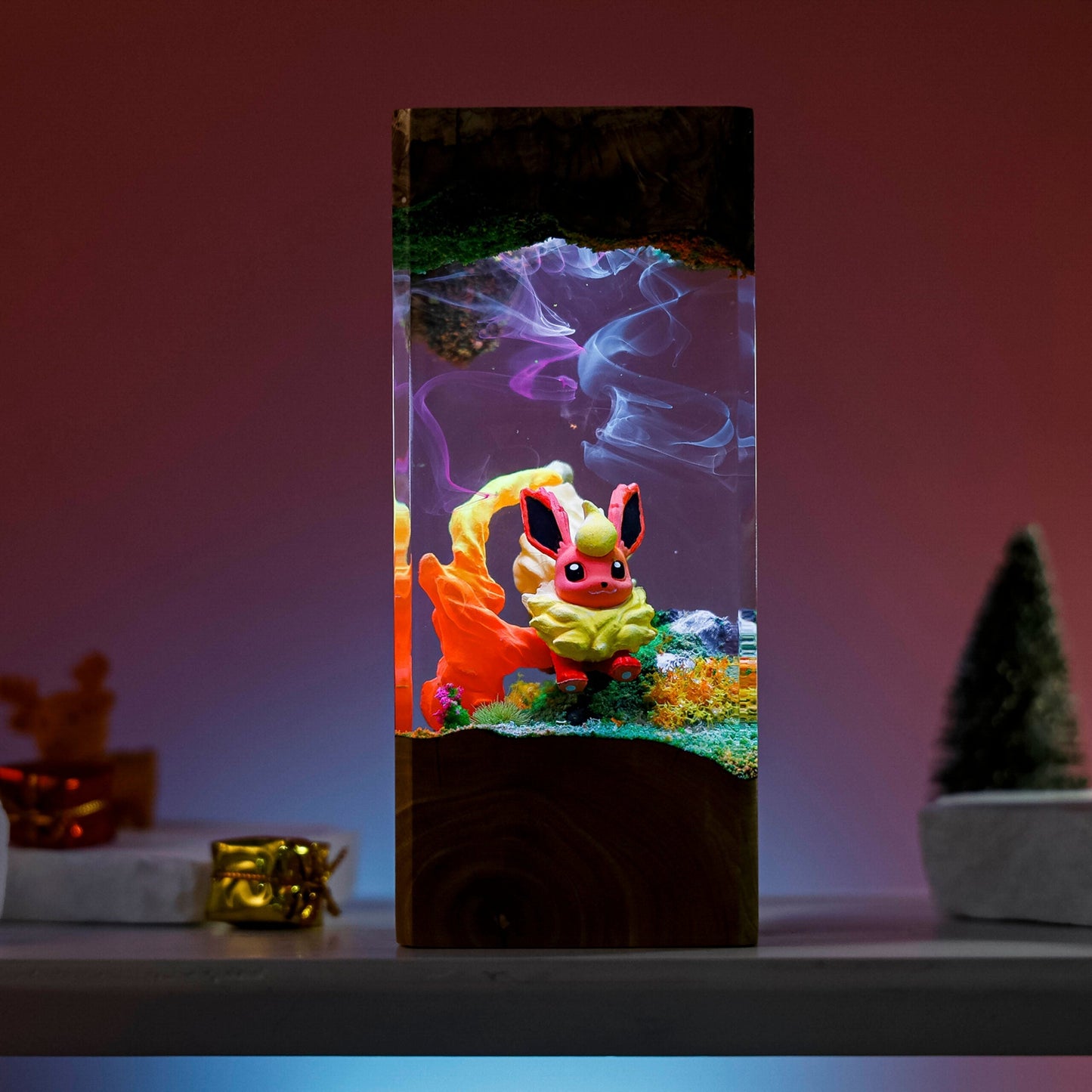 Flareon Pokemon Resin Diorama Lamp