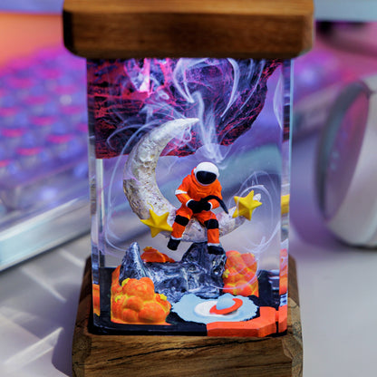 Astronaut on the Moon Resin Diorama Lamp 1