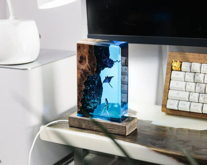 RECTANGLE DEEP RAY SEA – EPOXY LAMP