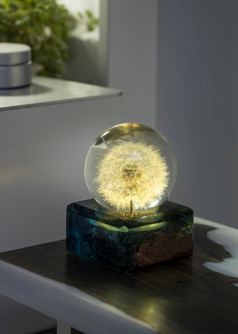 DANDELION / IMMORTAL – EPOXY LAMP