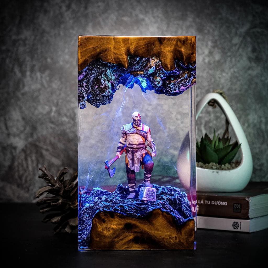 Kratos God of War Epoxy Lamp Ver 2