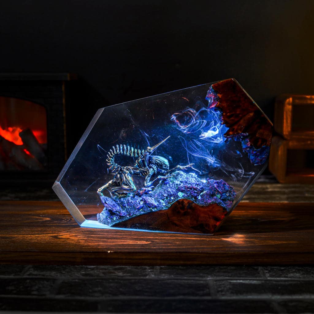 Alien Xenomorph Star Wars Epoxy Lamp Ver 3