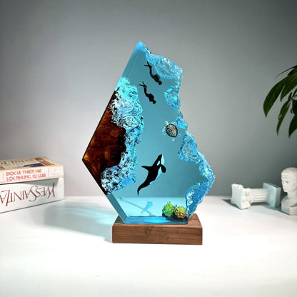 Orca Killer Whale Epoxy lamp