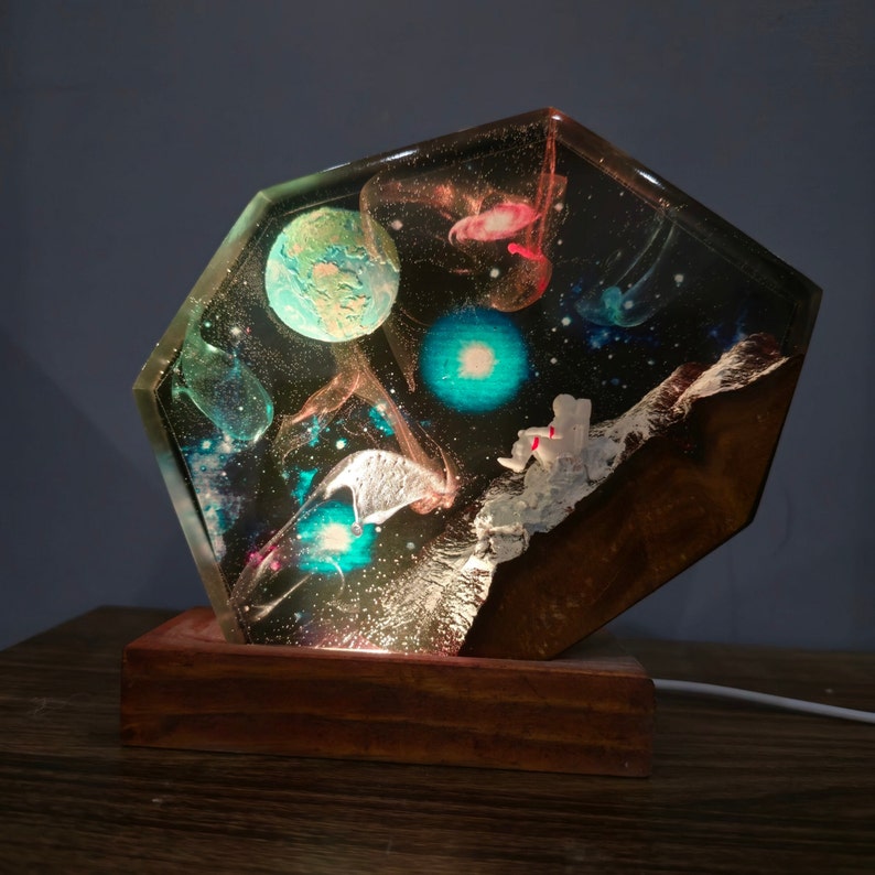 Spaceships in Interstellar Resin Lamp