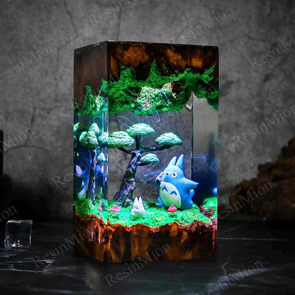 FAMOUS ANIME Resin Lamp