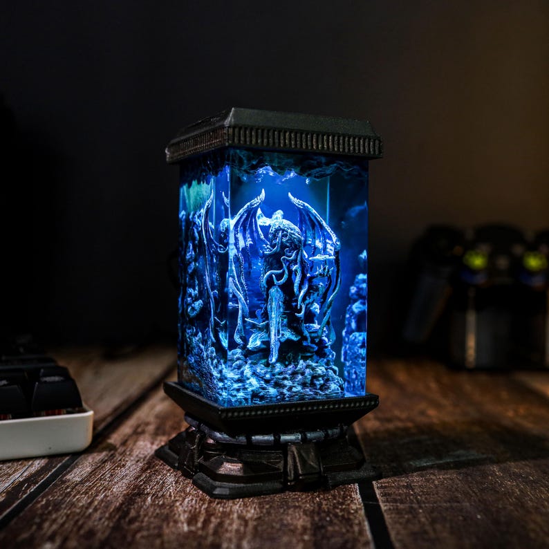 Cthulhu Resin Lamp