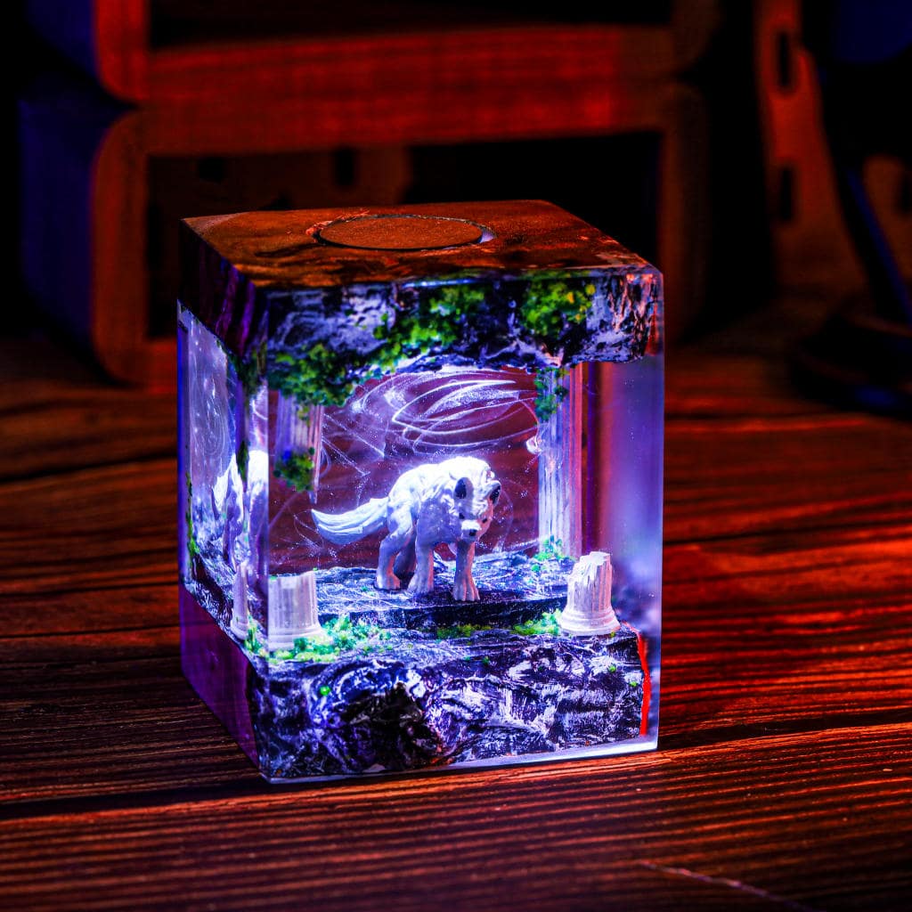 Hunting Wolf Night Light