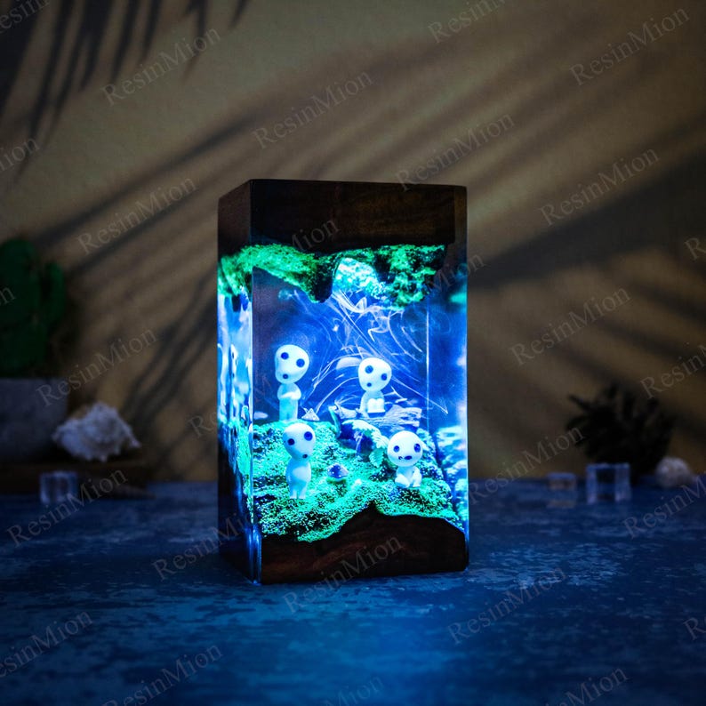 The Forest Epoxy Lamp