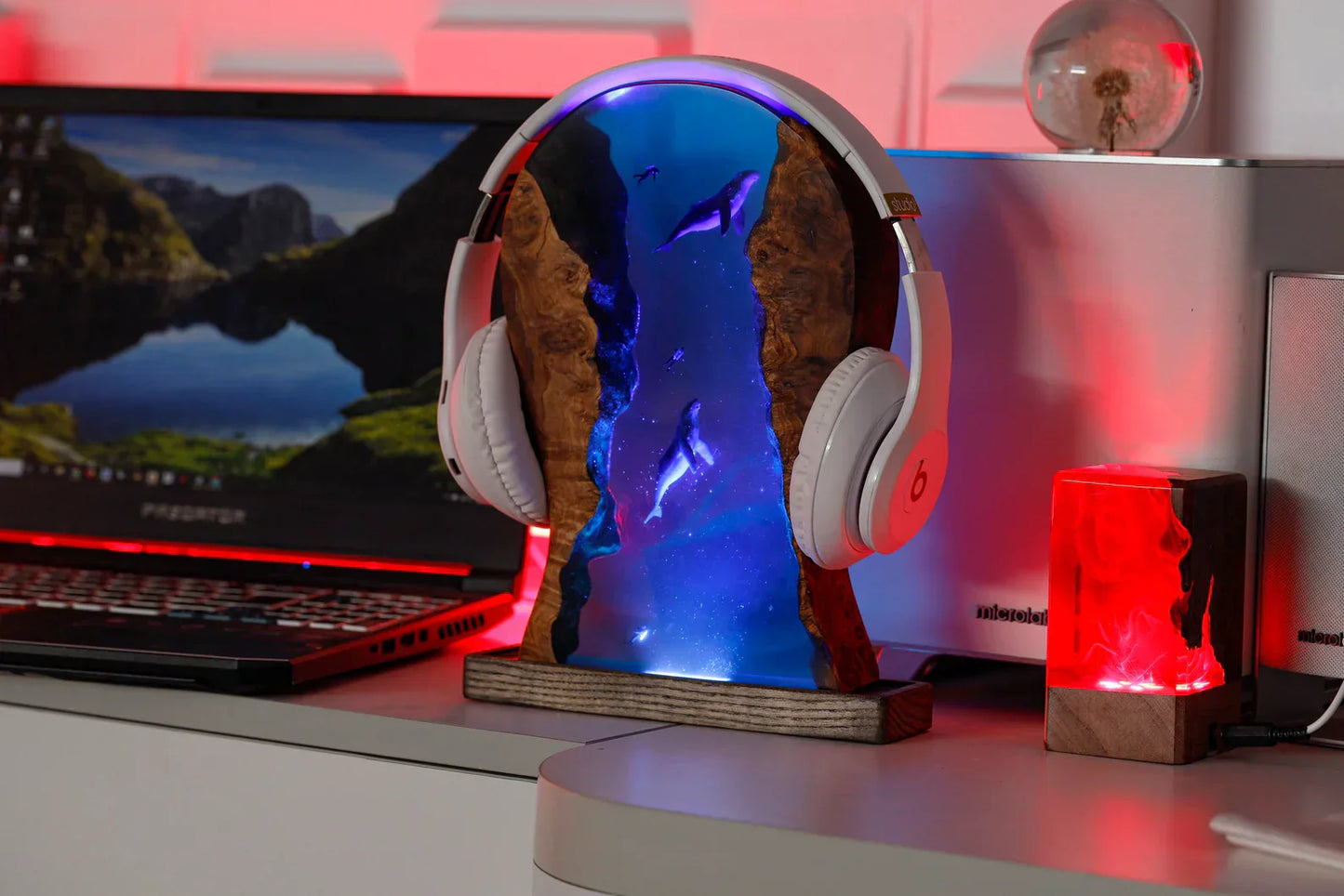 HEADPHONE STAND – EPOXY LAMP