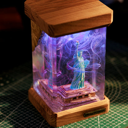 Statue Resin Lamp